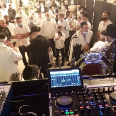 תקליטן דתי (3)